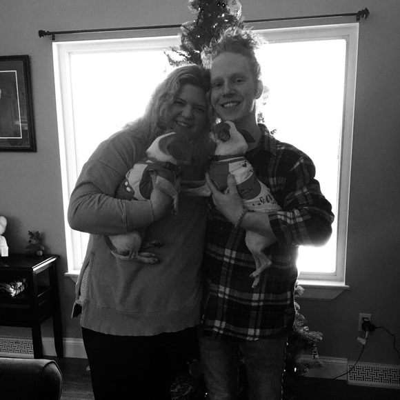 Meet your Posher, Gabrielle - Picture 2 of 4